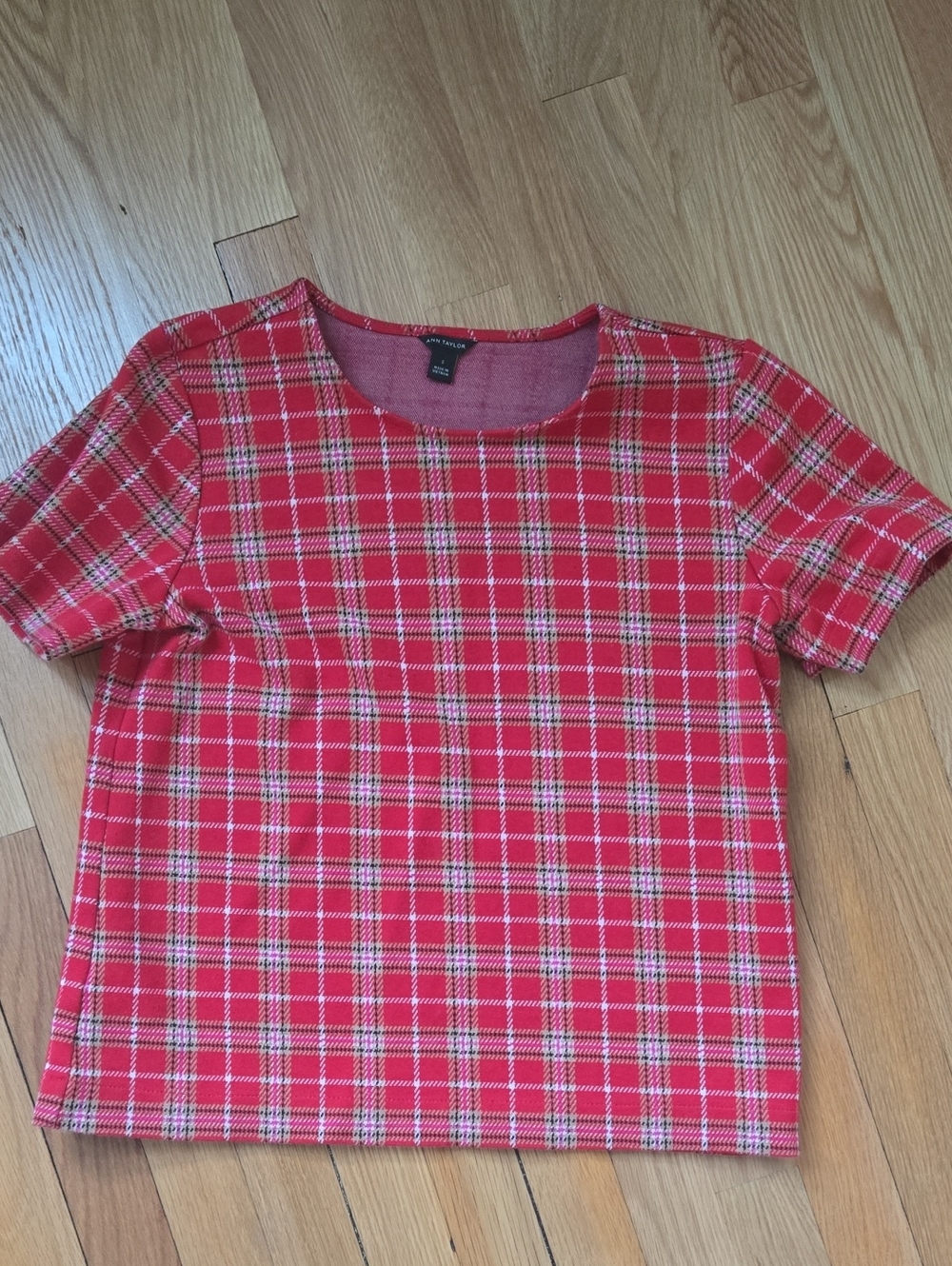 Ann Taylor Red Plaid Short Sleeve Top